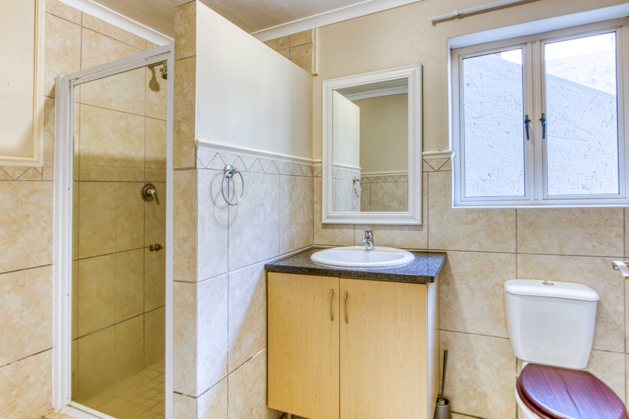 3 Bedroom Property for Sale in Bakkershoogte Western Cape